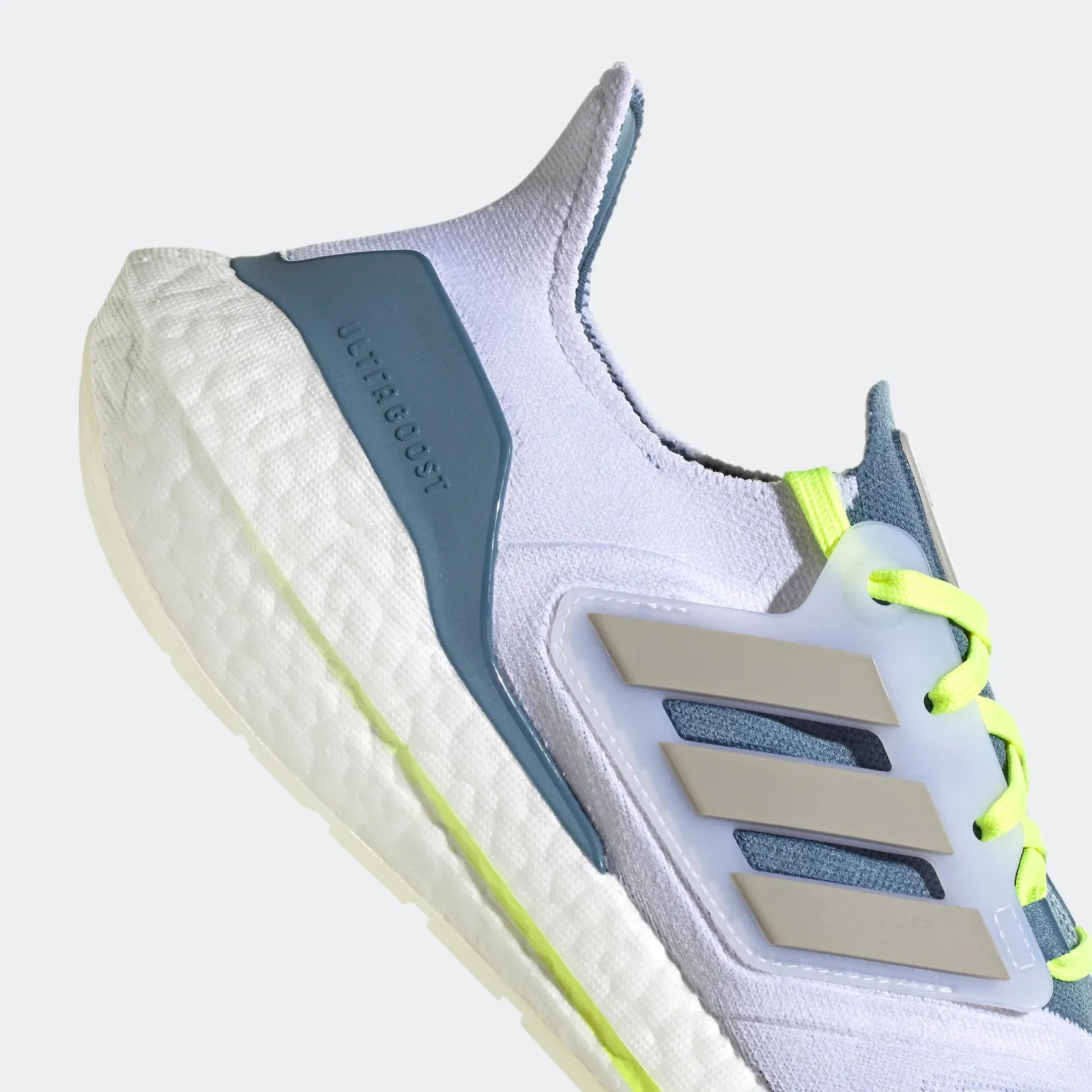 Adidas Ultraboost 22 Cloud White Linen Green Metal Grey GX5912