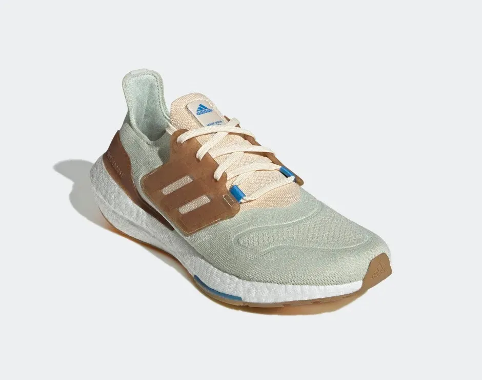 Adidas UltraBoost 22 Made with Nature Linen Green Ecru Tint Pulse Blue GX9141