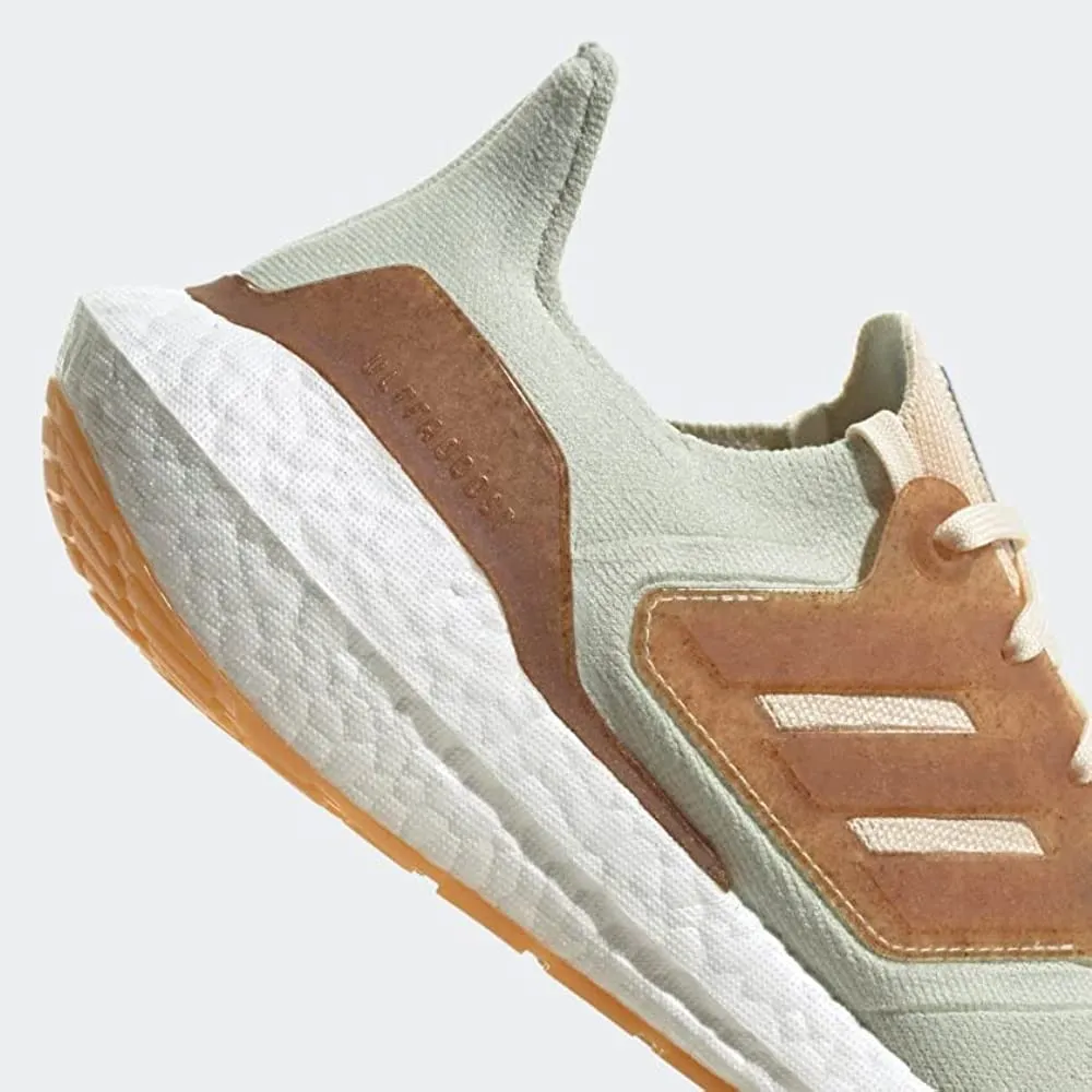 Adidas UltraBoost 22 Made with Nature Linen Green Ecru Tint Pulse Blue GX9141