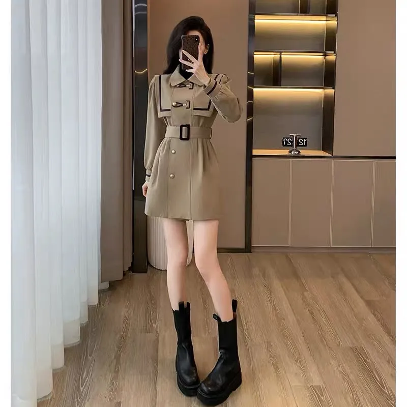 Autumn 2023 new style French long-sleeved dignified and elegant dress khaki windbreaker jacket for small women to look slim