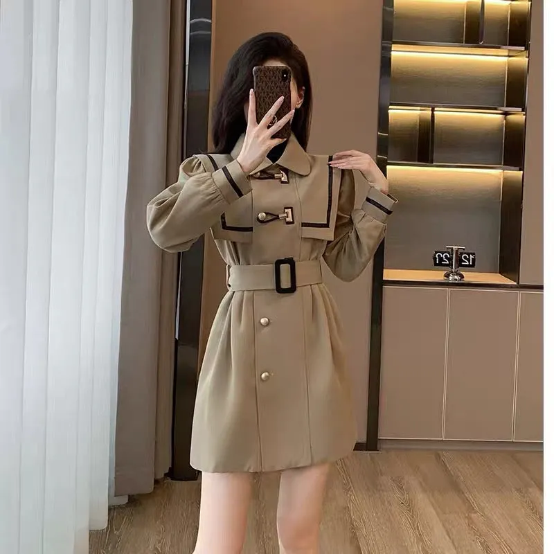 Autumn 2023 new style French long-sleeved dignified and elegant dress khaki windbreaker jacket for small women to look slim