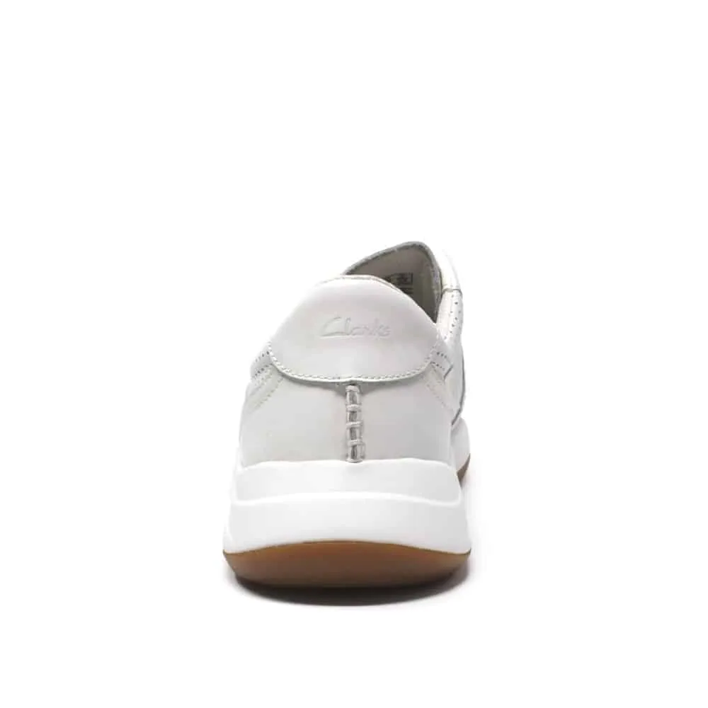 Clarks Sift Speed White Leather