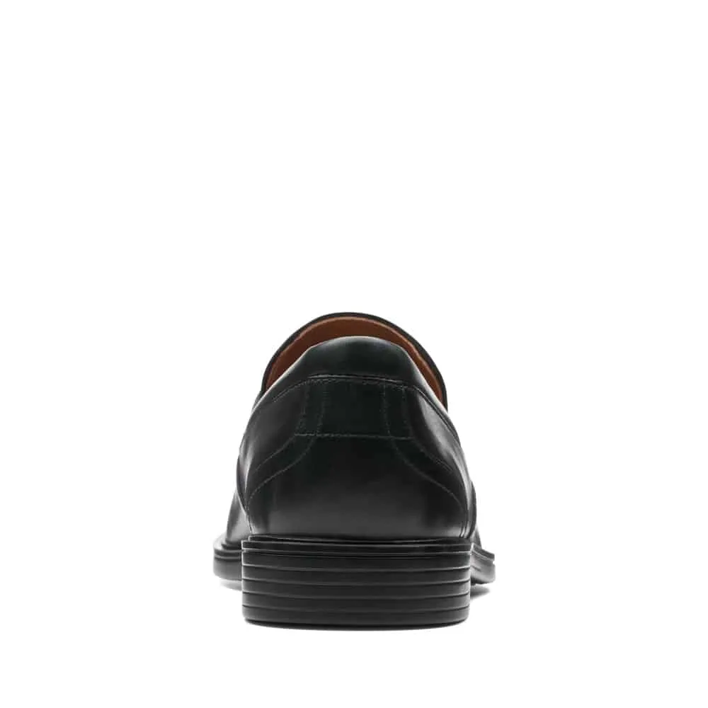 Clarks Un Aldric Step Black