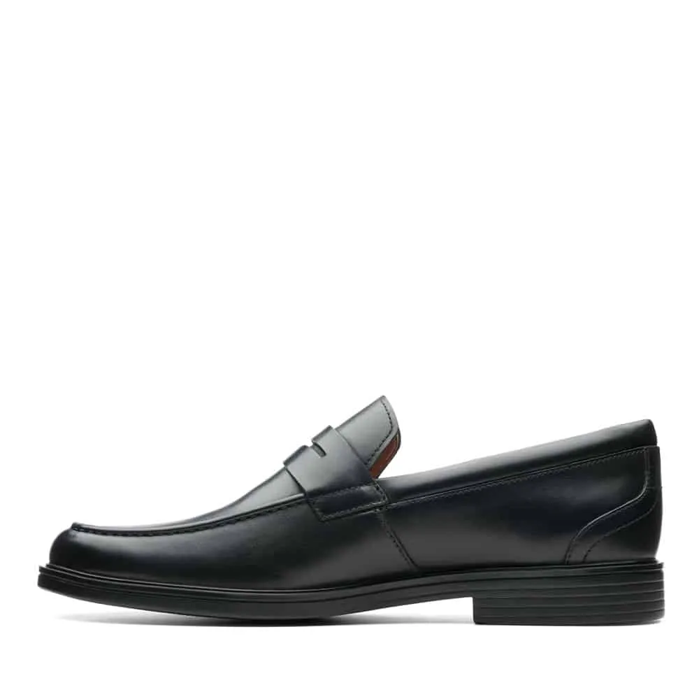 Clarks Un Aldric Step Black