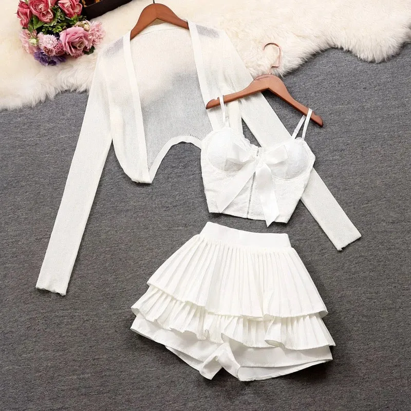 Internet celebrity women's three-piece suit, small sun protection jacket + bow strap lace top + pleated ruffled short culottes