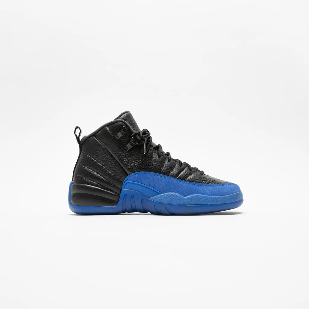 Jordan    nike grade school air  12 retro