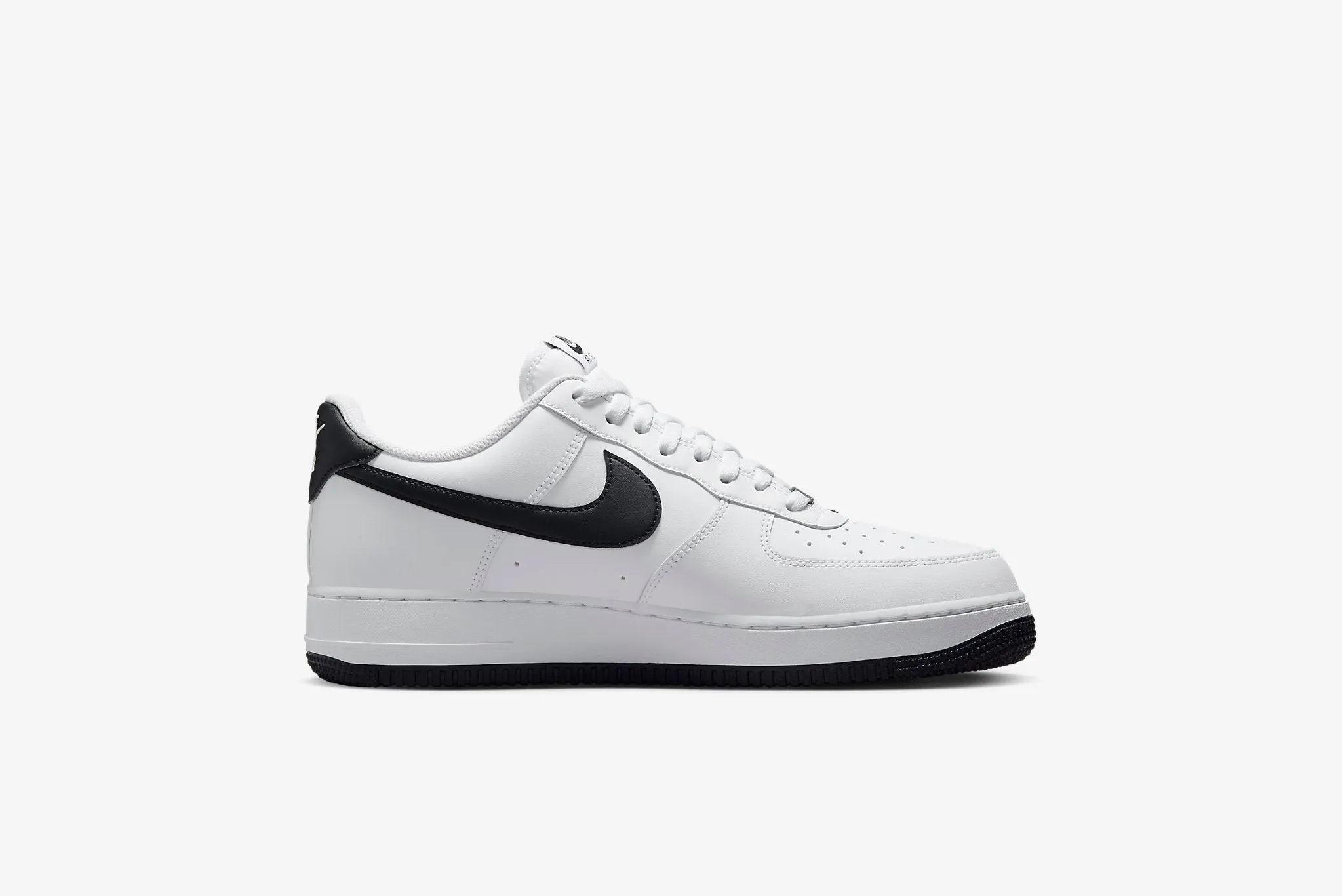 Nike Air Force 1 '07 M - White / Black / White