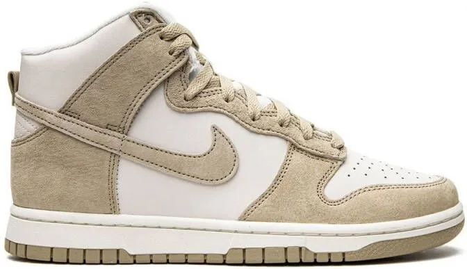 Nike Dunk Hi Retro PRM 