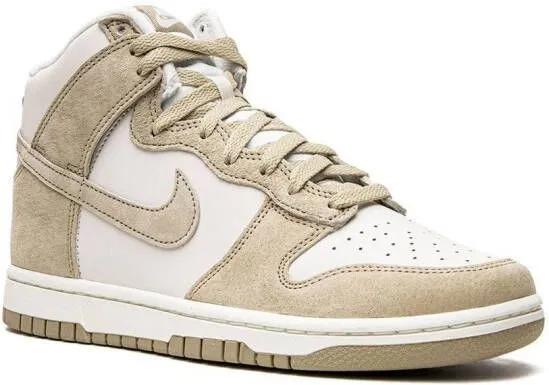 Nike Dunk Hi Retro PRM 