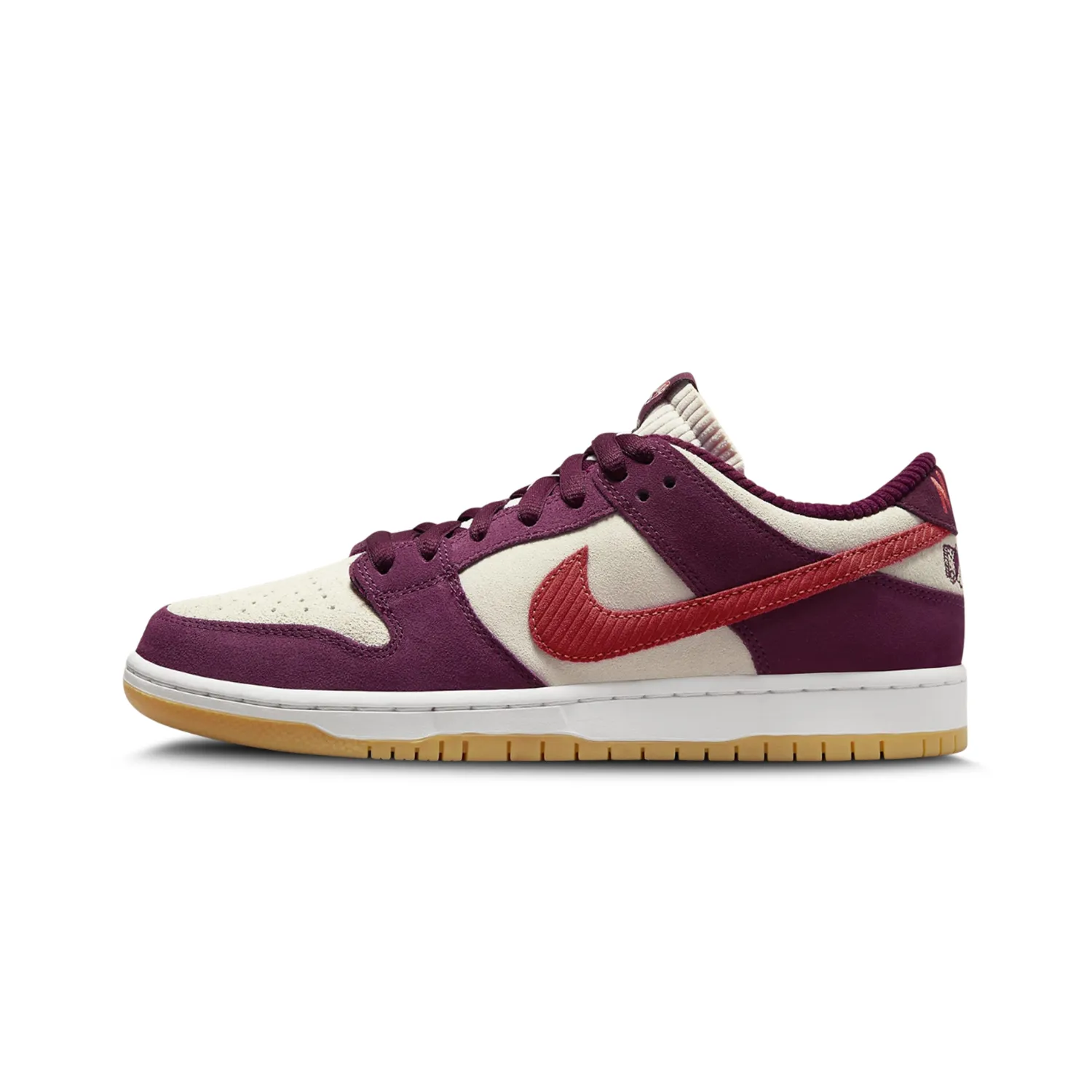 Nike SB Dunk Low Skate Like a Girl