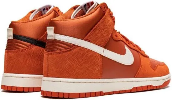 Nike x NBA x WNBA Dunk Hi EMB “One Game” sneakers Orange