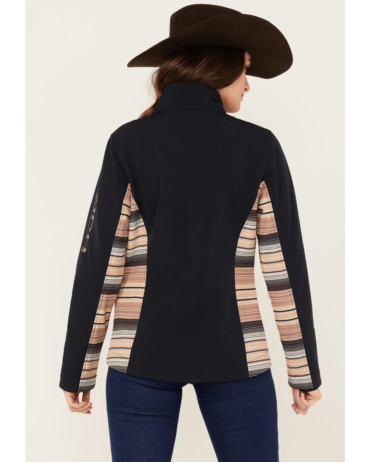 Product Name:  Cinch Women's Side Striped Concealed Carry Softshell Jacket