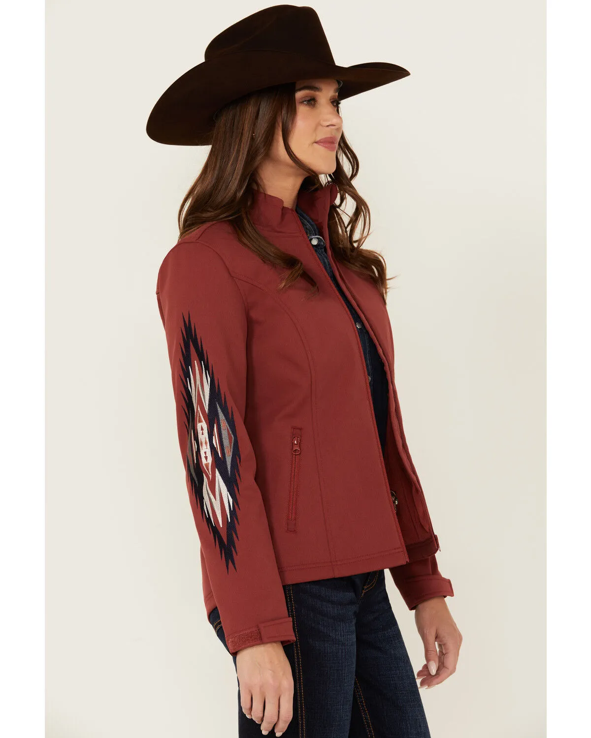 Product Name:  Shyanne Women's Kalo Embroidered Softshell Jacket