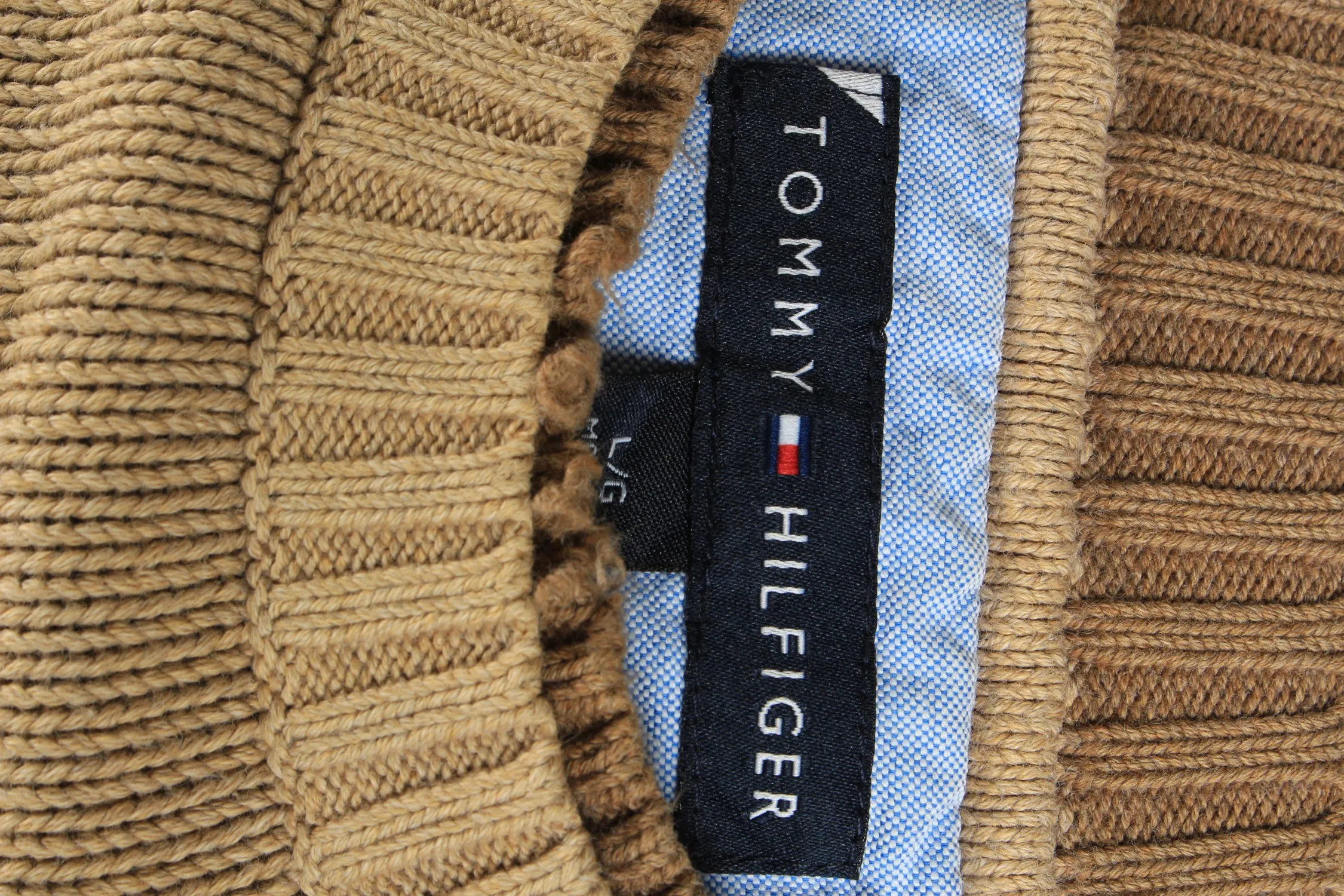 Tommy Hilfiger Crew Neck Jumper Pullover 90s Coffee L - Pepper Tree London