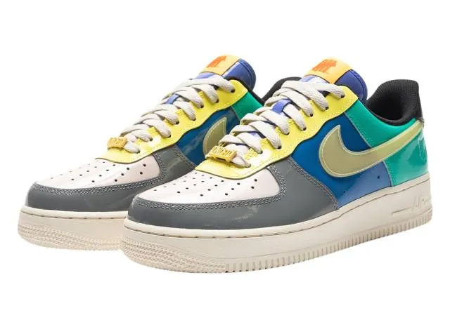 Undefeated x Nike Air Force 1 Low Smoke Grey