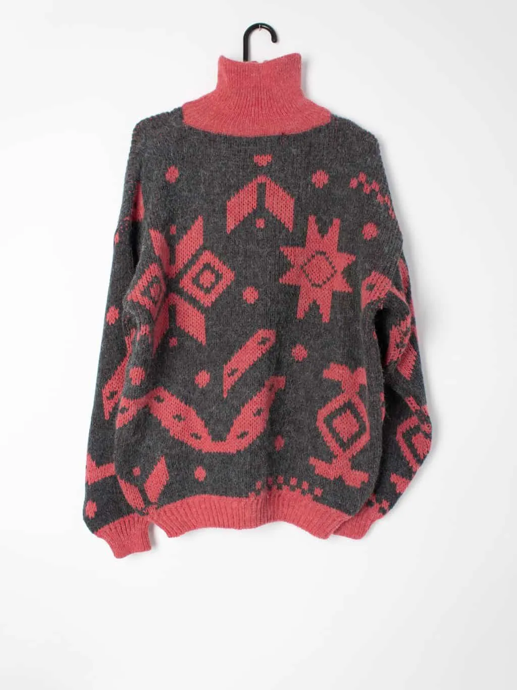 Unisex vintage knitted ski jumper with quarter zip and bold abstract pattern – M / L